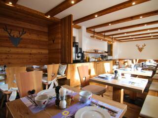 03. Catered chalet Neidia Selva Wolkenstein Inclusief ontbijt