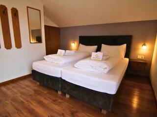 11. Catered chalet Raeterhof Fiss Tweepersoonskamer